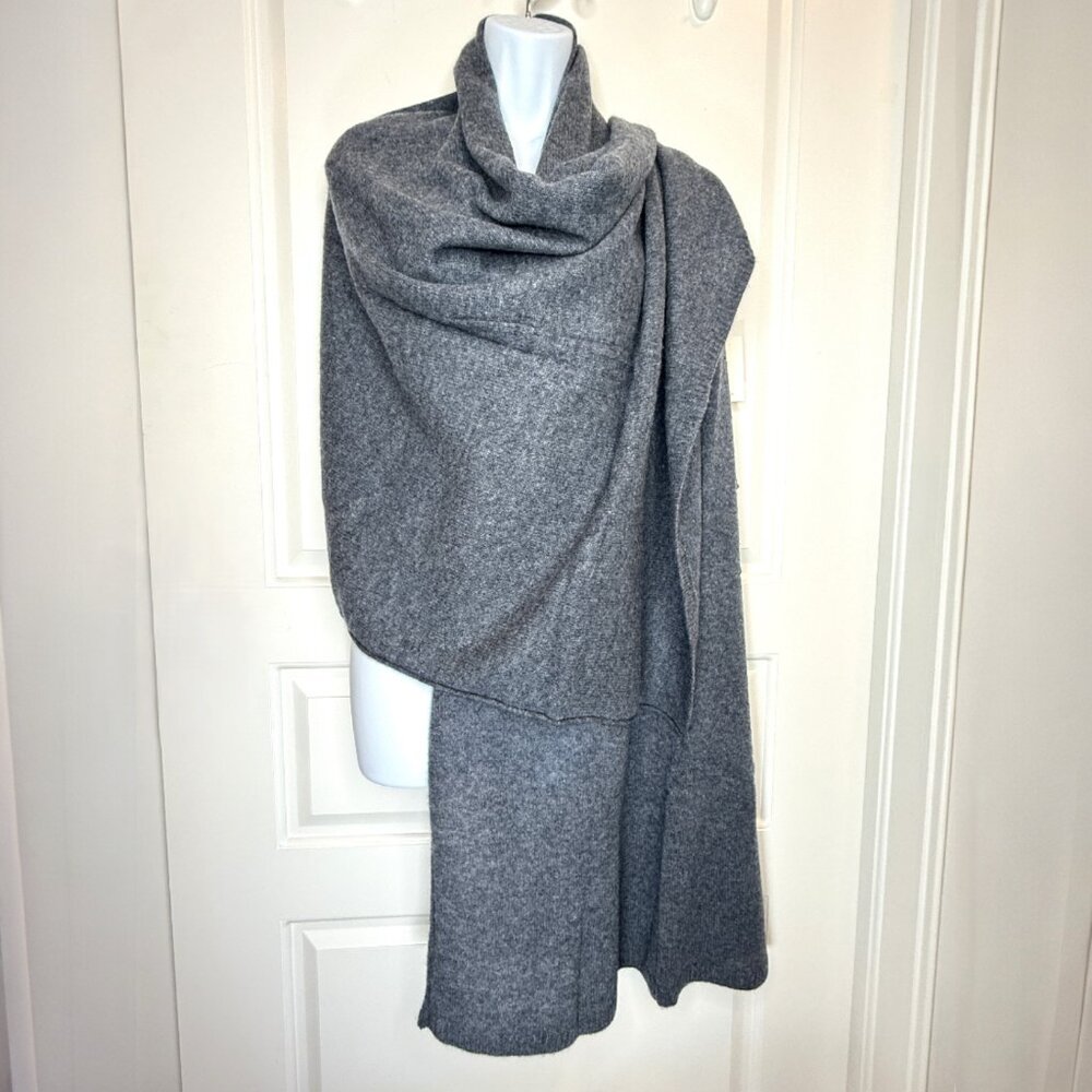 Nordstrom 100% Cashmere Wrap Scarf Gray NWT Luxury Shawl - Picture 3 of 11